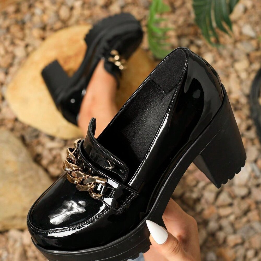 Black And White Preppy Women's Heeled Loafers - Picture 2 of 6